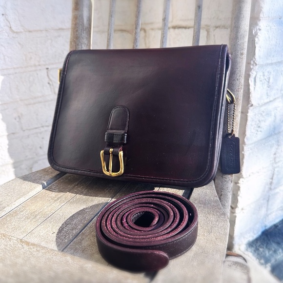 Coach Handbags - Vintage 1970's COACH Saddle BUCKLE // RIDING BAG  Burgundy RARE